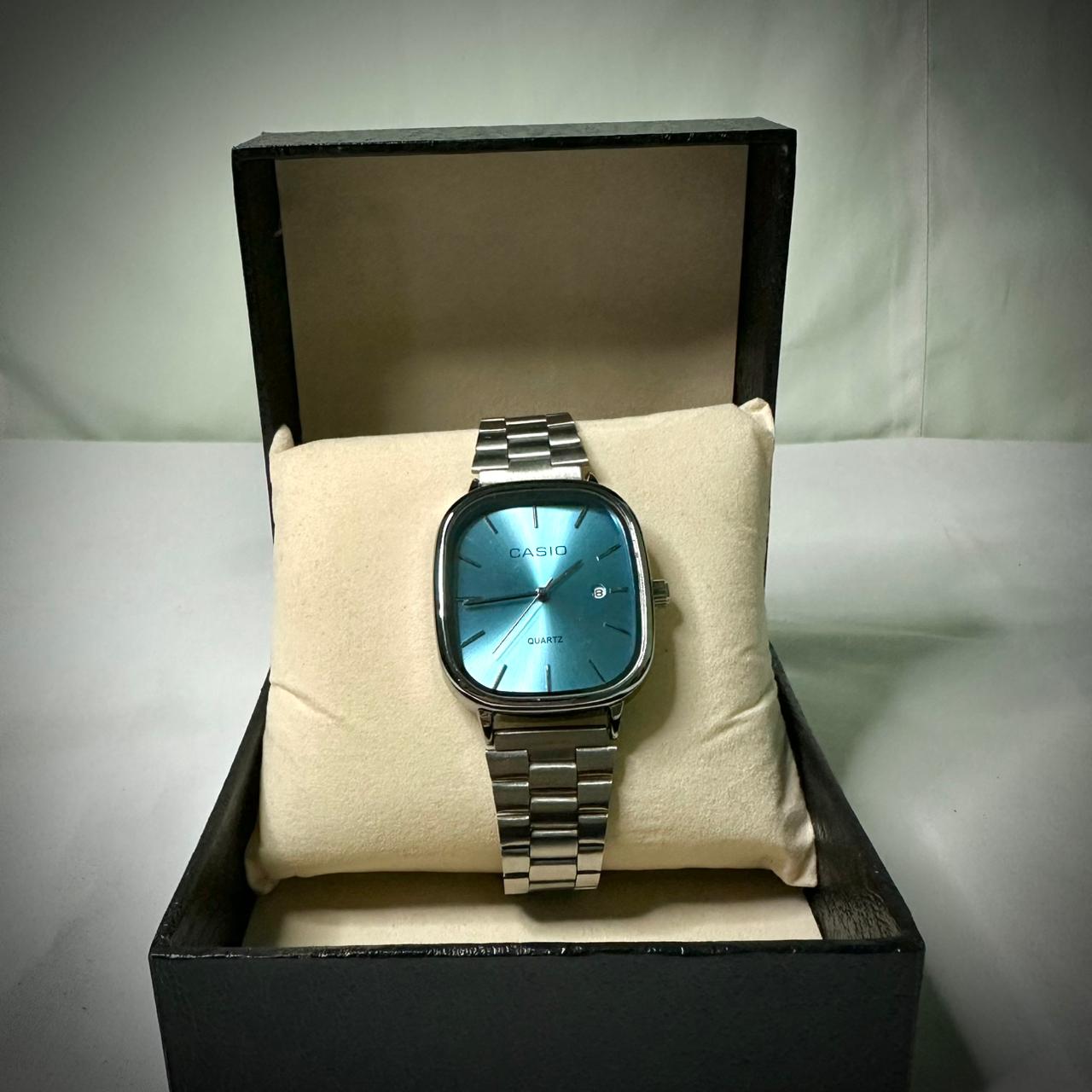 Casio tableau bleu ciel